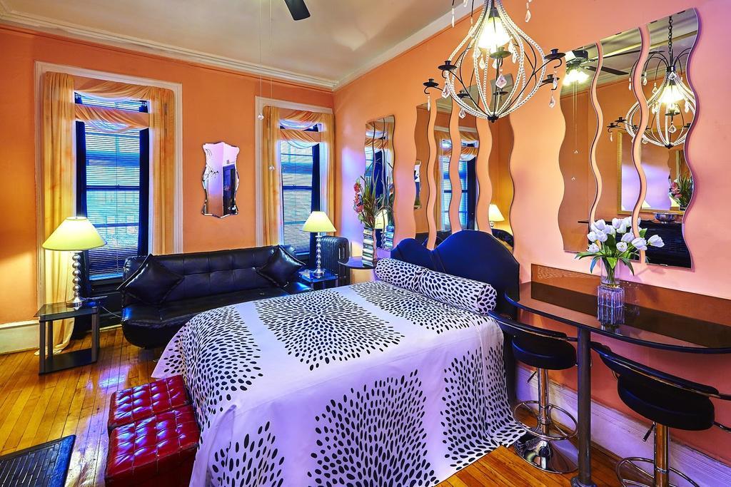 The International Cozy Inn Ню Йорк Екстериор снимка