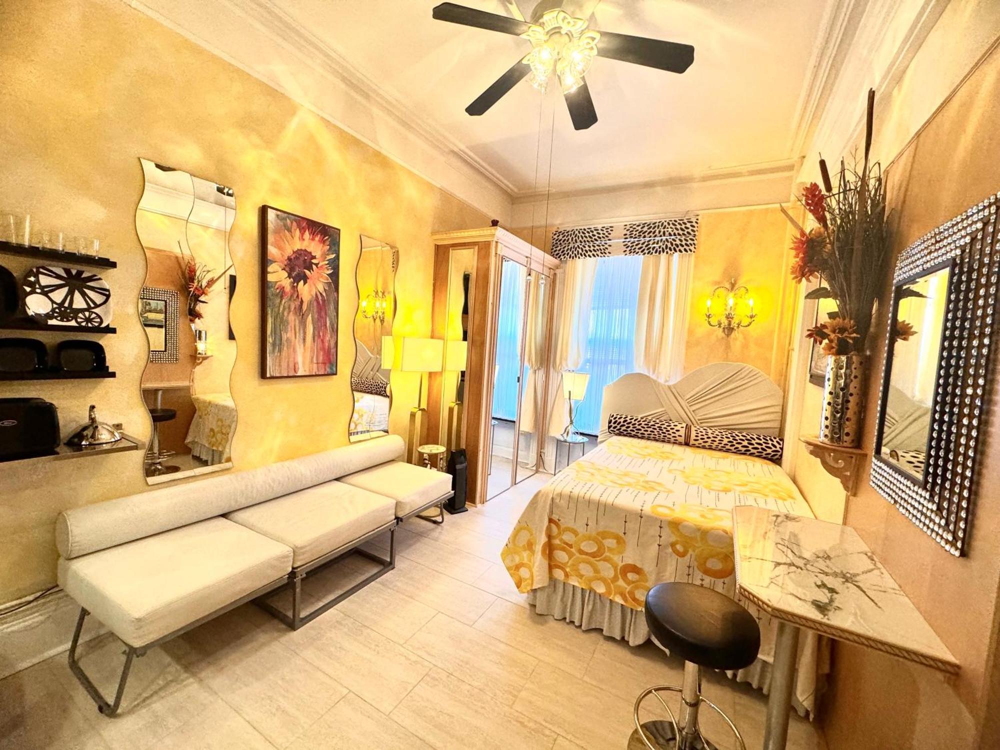 The International Cozy Inn Ню Йорк Екстериор снимка