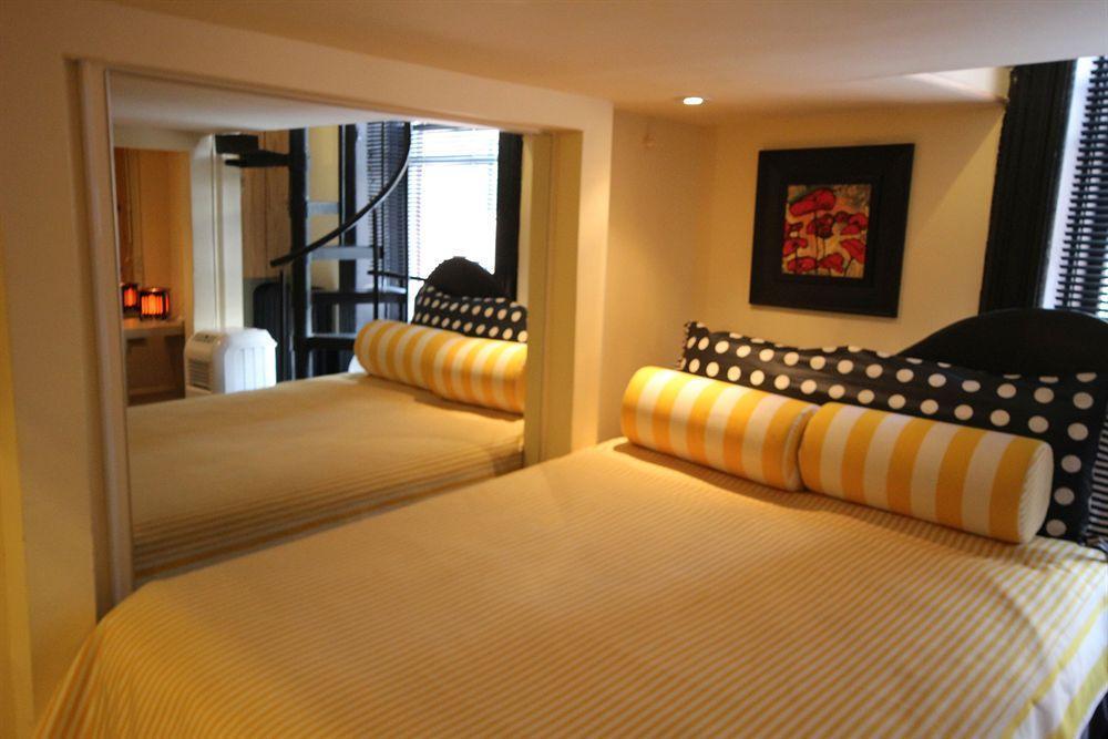 The International Cozy Inn Ню Йорк Екстериор снимка