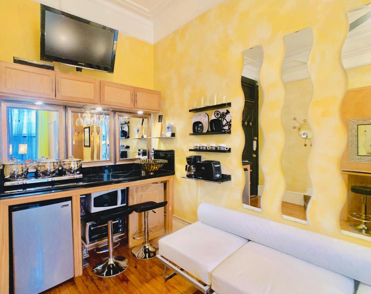 The International Cozy Inn Ню Йорк Екстериор снимка